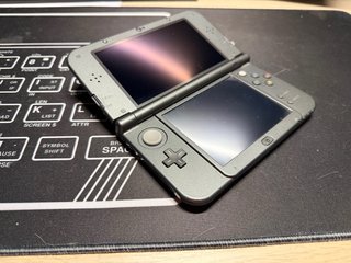 Nintendo 3DS XL gris