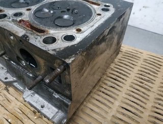 Mercedes-benz a6110105020 culata clase c 454709