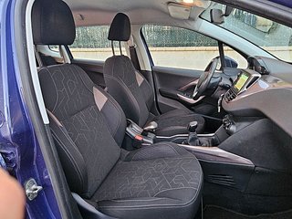 Peugeot 2008 1.2 e-VTI 82 CV Sólo 79800 kms