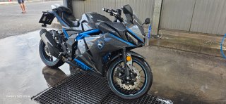 Moto MITT GP1 125 Negra y Azul