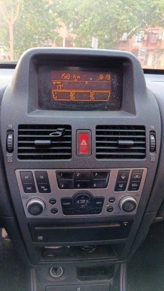 Nissan Almera 2005