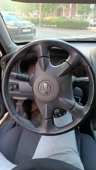 Nissan Almera 2005