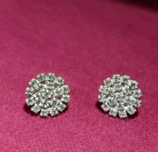 Pendientes de strass plateados