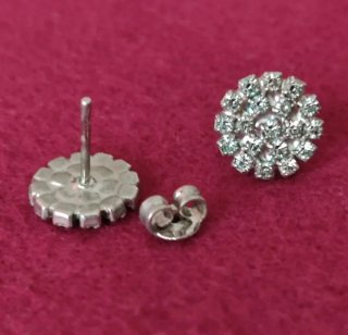 Pendientes de strass plateados