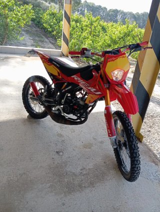 Rieju MRT Pro 50cc Enduro Roja/Amarilla