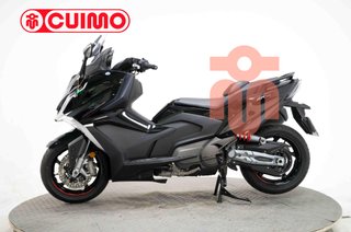 KYMCO AK 550