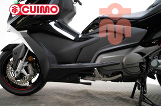 KYMCO AK 550