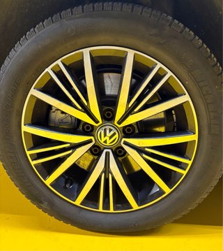 Volkswagen Touran 7PL GASOLINA/GNC(BIFUEL)AÑO 2011