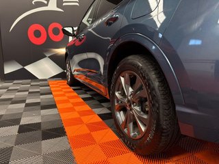 Ford Kuga Ford Kuga 2.5 Hybrid ST-Line