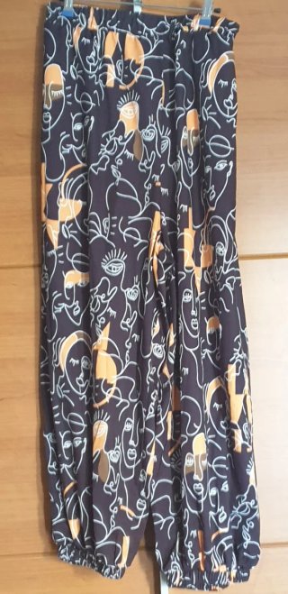 Conjunto mujer negro y naranja