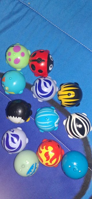 Set 11 pupazzi con ruote