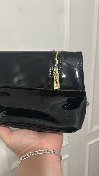 Borsa a mano Yves Saint Laurent nera in pelle scamosciata