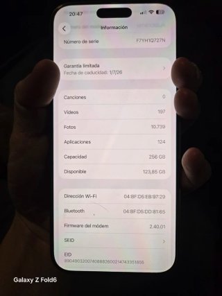 iPhone 16 Pro Max Dorado/Plateado