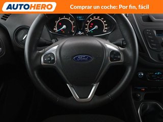 Ford Tourneo Courier 1.0 EcoBoost Titanium