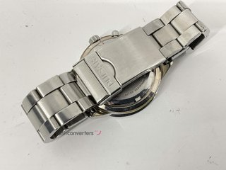 otros relojes pulsar 5m42