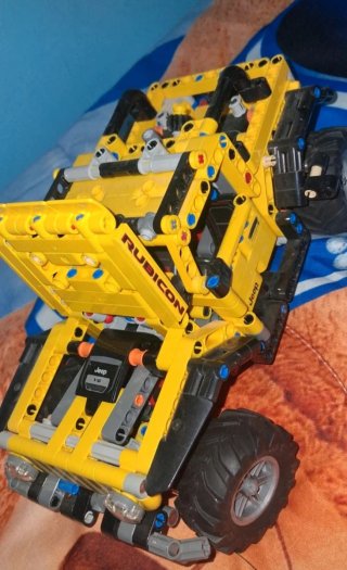 Lego Technic Veicolo Giallo