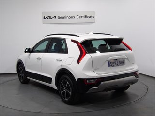KIA Niro 1.6 GDi HEV 104kW (141CV) Drive