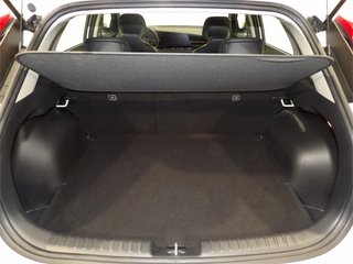 KIA Niro 1.6 GDi HEV 104kW (141CV) Drive