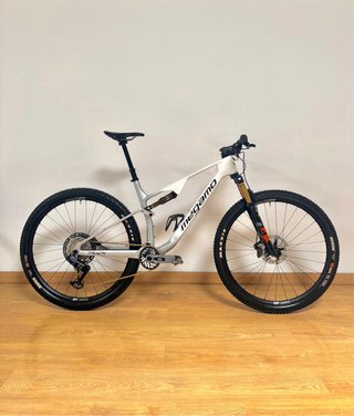 Megamo Track 02 T-Type AXS T-L