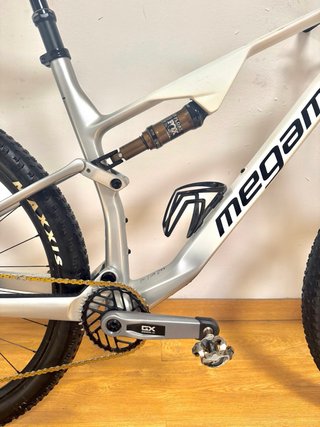 Megamo Track 02 T-Type AXS T-L