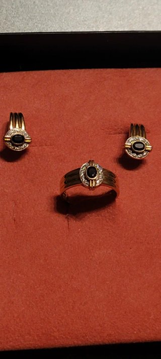 Conjunto Oro 18kl: Anillo y Pendientes