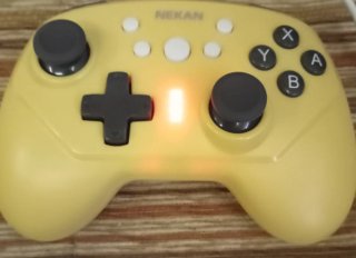 Controller wireless NEKAN per Switch/Switch Lite