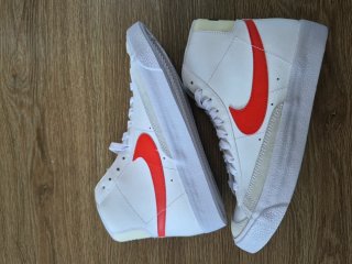 Nike Blazer Mid 77 Blancas/Rojas