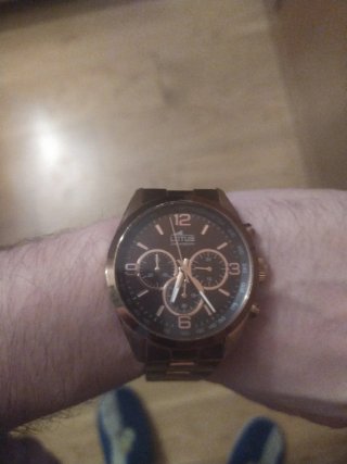 Reloj Lotus Hombre Negro y Dorado