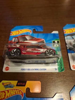 Hot Wheels 4x Ford F-150, Chevy, Purple Passion