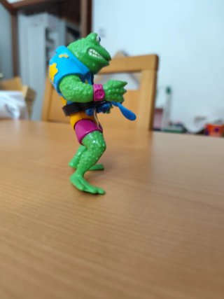 Figura di Genghis Frog delle Tartarughe Ninja