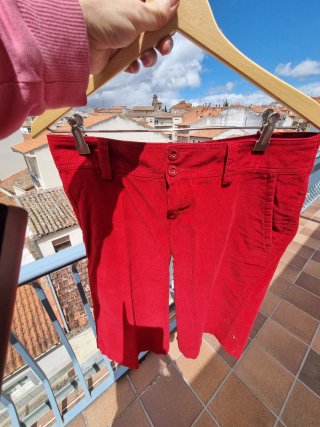 Pantalón corto MNG mujer talla 40 rojo
