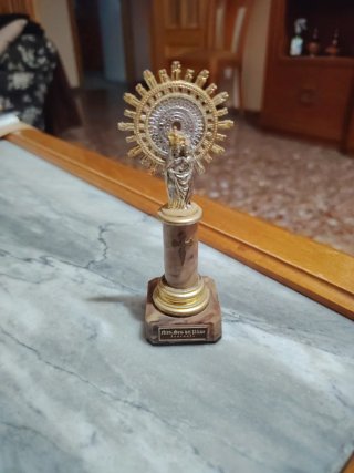 3 Figuras Religiosas y Pulsera