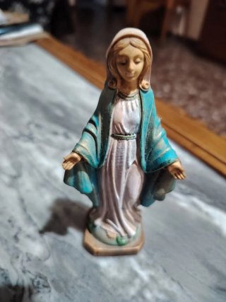 3 Figuras Religiosas y Pulsera