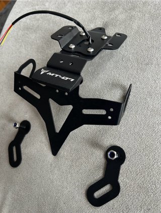 Portamatriculas + luz led Yamaha MT 07 FZ 07 NUEVO