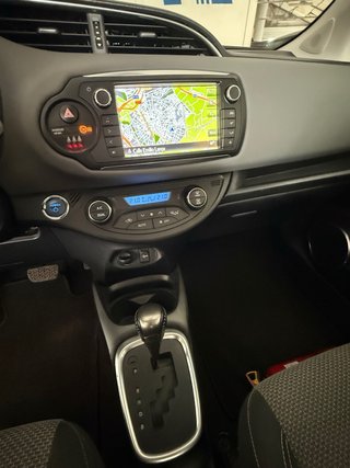 Toyota Yaris Hybrid