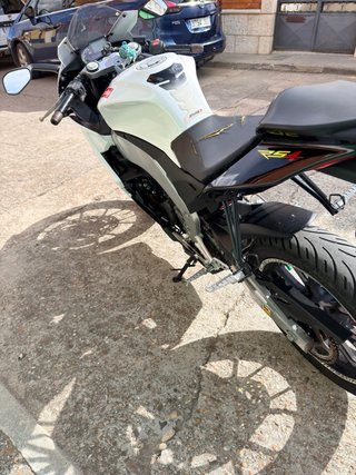 Aprilia RS4 125 2015 Blanca