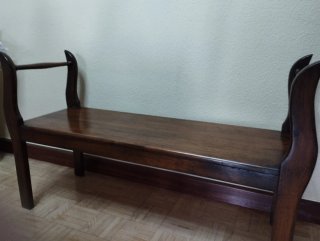 Delcalzadora de madera natural