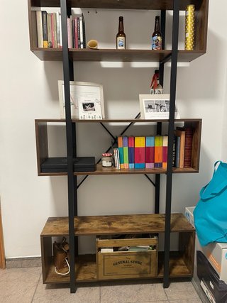 Estantería Metálica y Madera