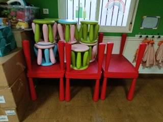 Mesa y sillas infantiles