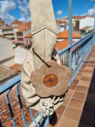 Bolso Hispanitas Estampado tonos Marrones flores