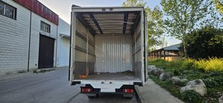 Nissan Cabstar 2005