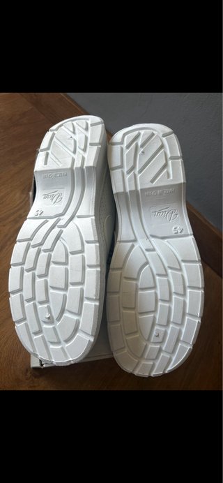 Zapatos Sanitarios Dian Altea Blancos número 45.