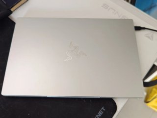 Razer Book 14 FHD+ Evo Core i7-1165G7/16GB/256G