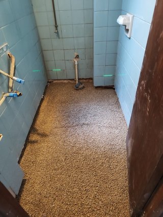 Servicios de embaldosado y alicatado