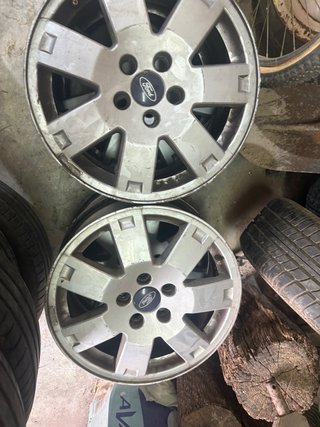 Llantas de aleación Ford