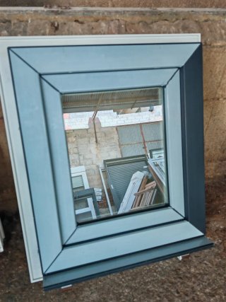 2 Ventanas Baño Bicolor