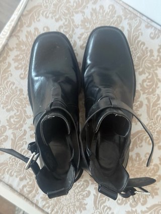 Botines Zara Tacón Plataforma Hebilla Negro