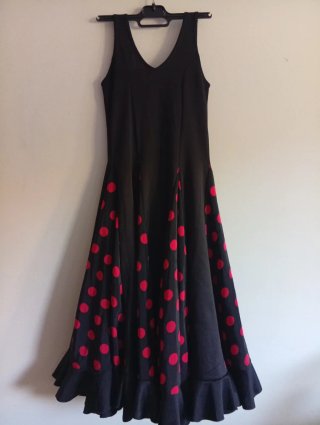 Vestido y mantón de flamenca/gitana niña de 6 a 8