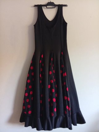 Vestido y mantón de flamenca/gitana niña de 6 a 8