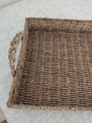 Cesta grande de yute y mimbre